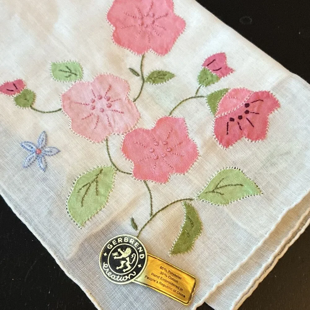 Gerbrend Creation‎ White Floral Embroidered Handkerchief Pink/Green